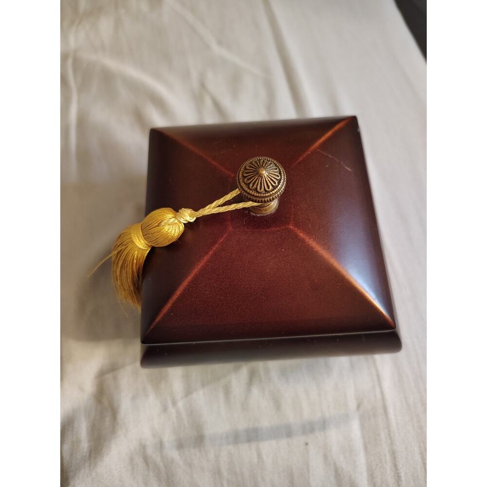 Vintage Musical Ring Box Bombay Co Outlet Dark Mahogany Green Velvet Lined